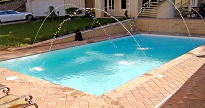 Swimming pool options from West Coast Fiberglass Pools